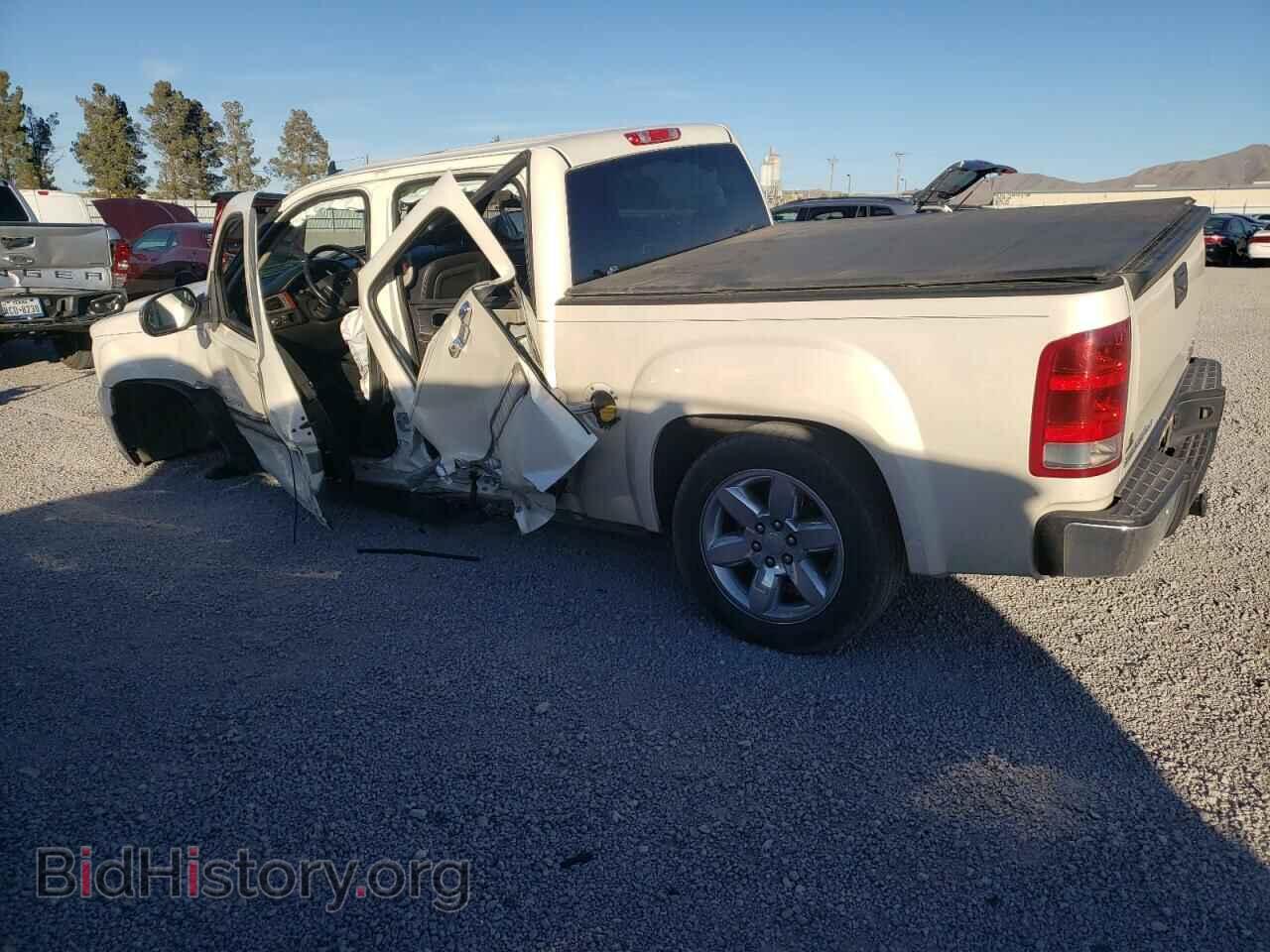 2013 GMC SIERRA - VIN: 3GTP1WE00DG335820 - Фото 2