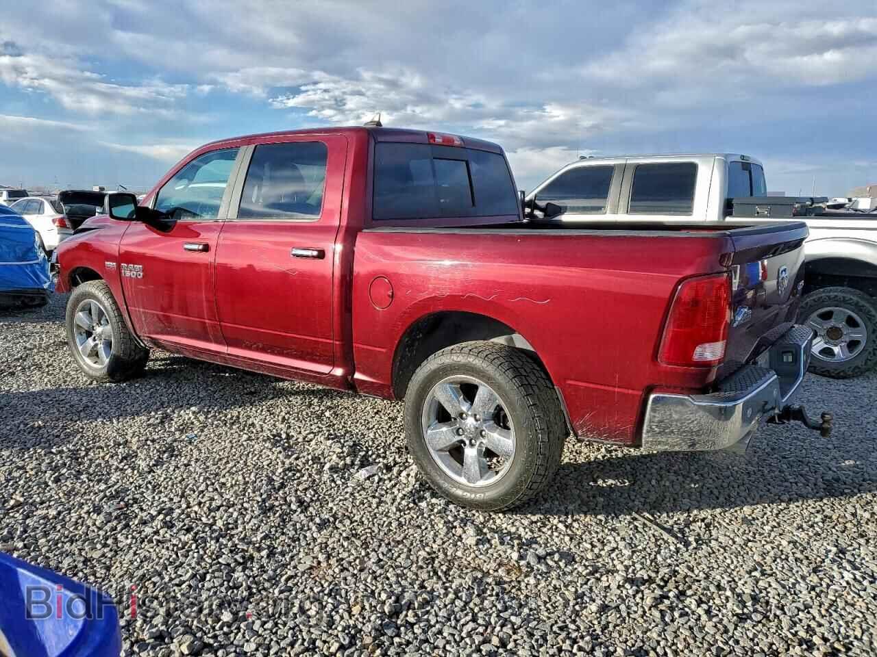 2017 RAM 1500 - VIN: 1C6RR7LT5HS796229 - Фото 2