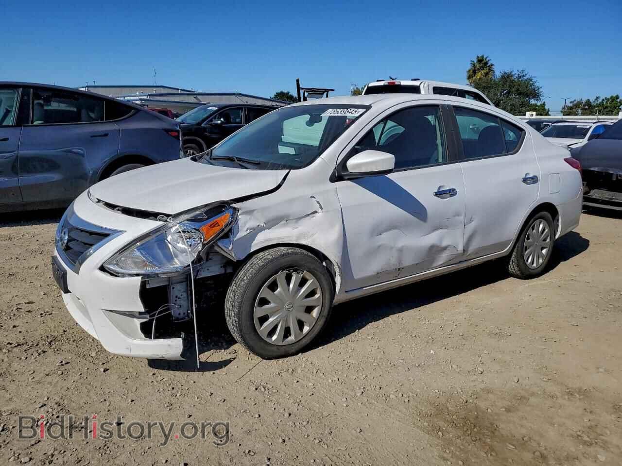 Photo 3N1CN7AP6HK460077 - NISSAN VERSA 2017