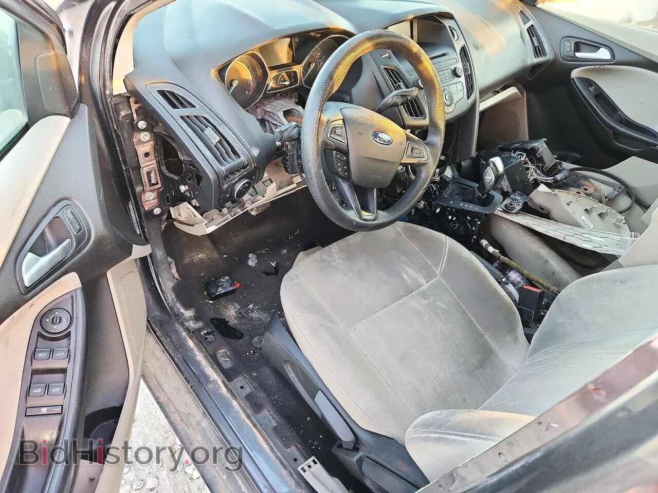 2015 Ford FOCUS (VIN 1FADP3F21FL349737) — photo 8 of 12