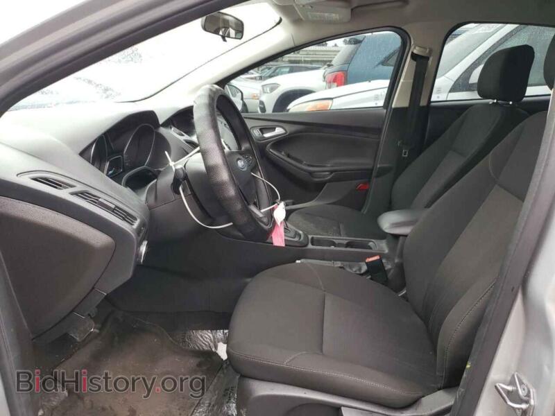 2017 Ford FOCUS (VIN 1FADP3F2XHL231740) — фото 7 из 12