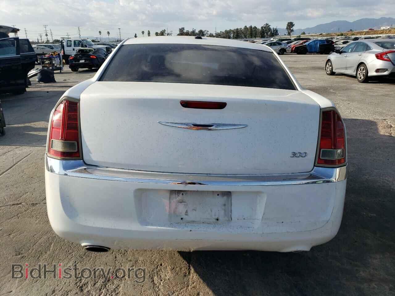 2013 CHRYSLER 300 - VIN: 2C3CCAAG4DH588609 - Фото 6