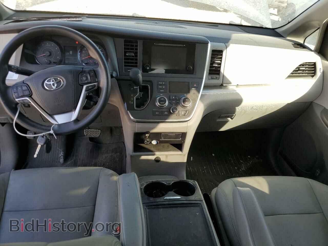 2017 TOYOTA All Models - VIN: 5TDKZ3DC8HS789687 - Фото 8