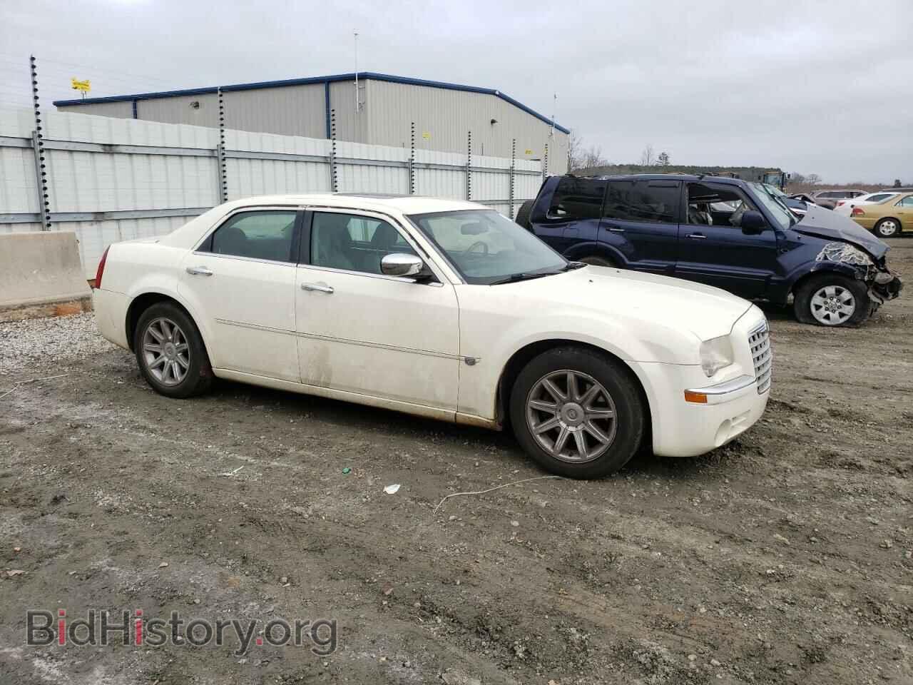 2006 CHRYSLER 300 - VIN: 2C3KA63HX6H290332 - Фото 4