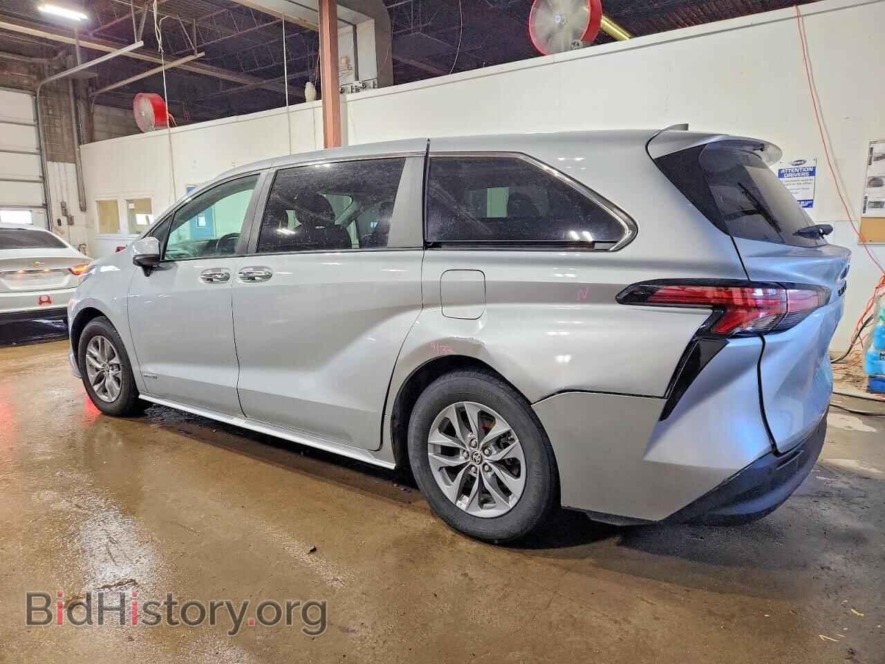 2021 TOYOTA All Models - VIN: 5TDYRKEC8MS010379 - Фото 2