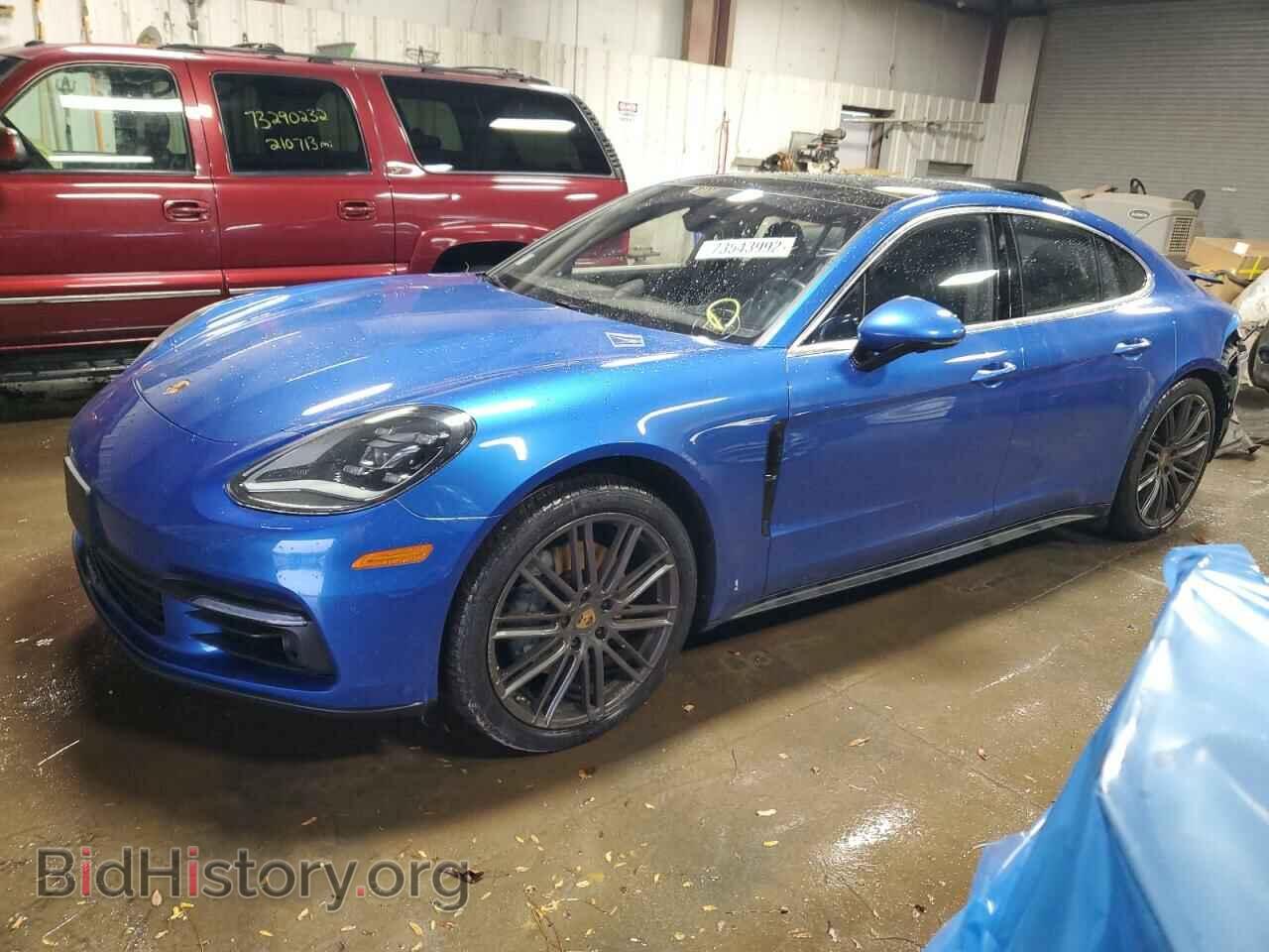 Фотография WP0AB2A73HL120682 - PORSCHE PANAMERA 2017