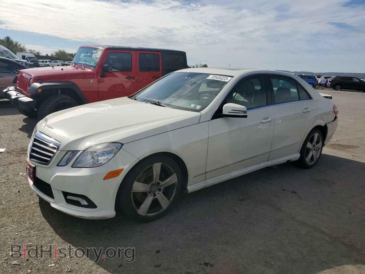 Фотография WDDHF8HB2BA452282 - MERCEDES-BENZ E-CLASS 2011