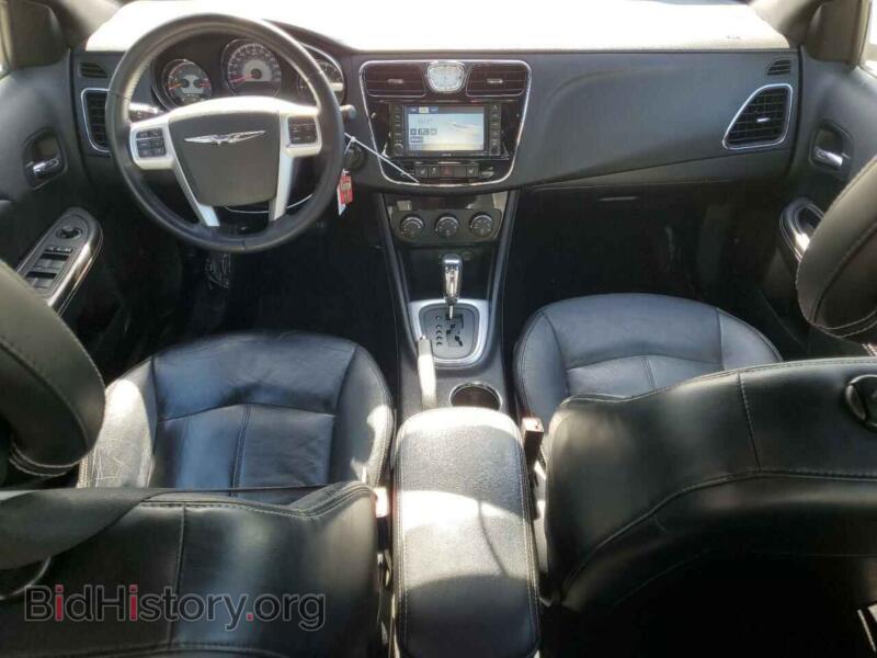2012 Chrysler 200 (VIN 1C3CCBCBXCN226717) — фото 8 из 12
