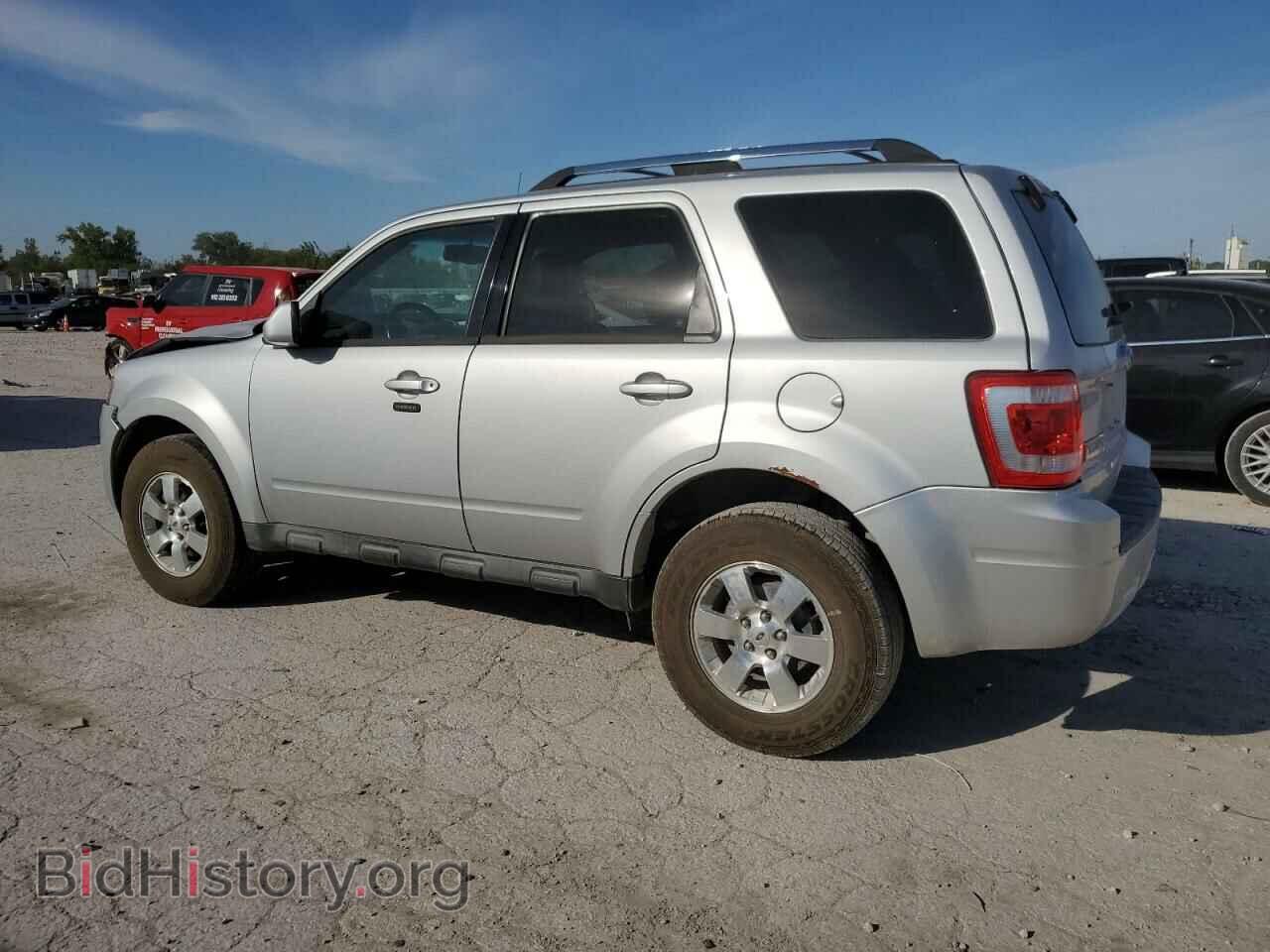 2011 FORD ESCAPE - VIN: 1FMCU0EG9BKC71830 - Фото 2