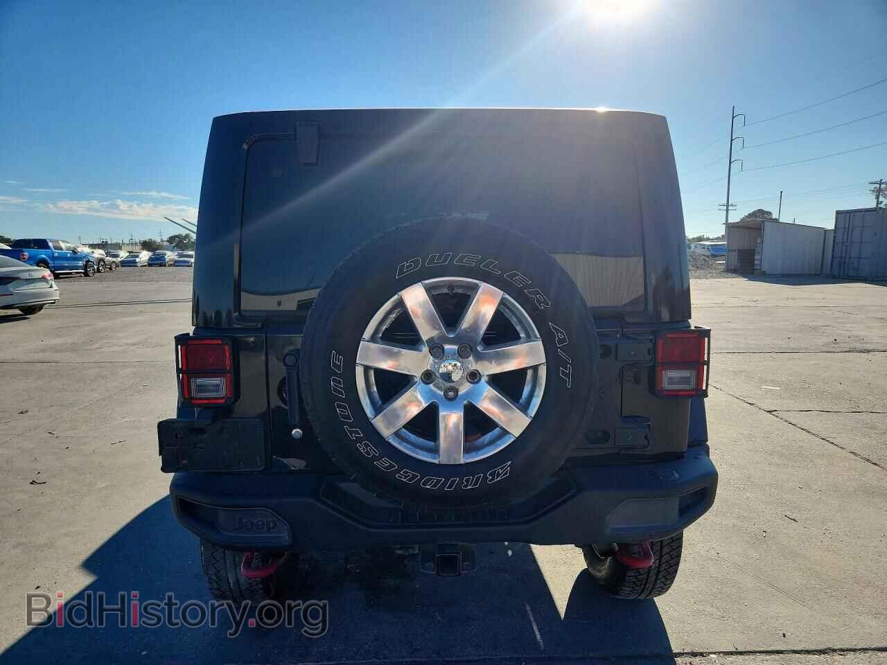 2017 Jeep WRANGLER (VIN 1C4BJWFG3HL683903) — photo 6 of 13