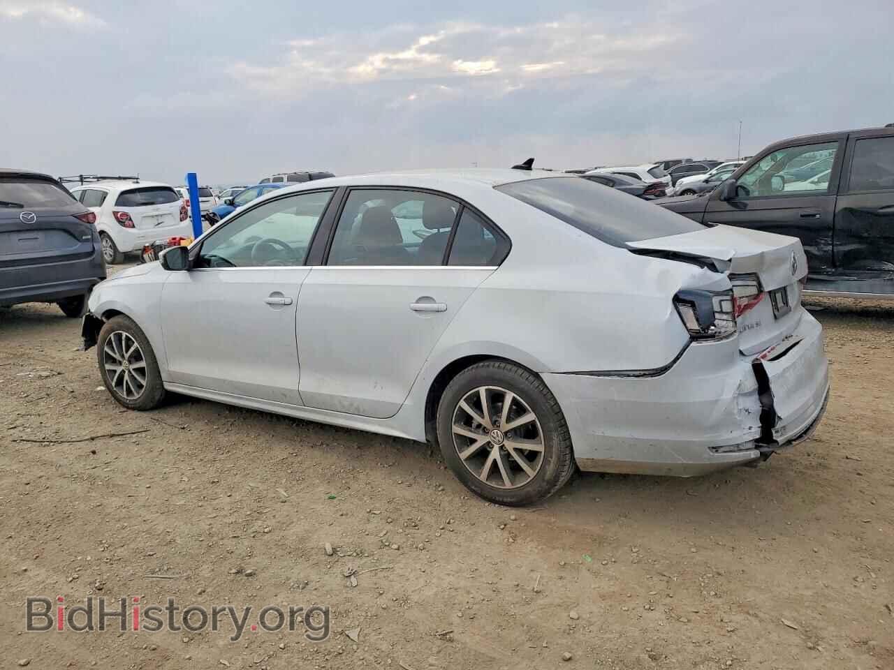 2017 VOLKSWAGEN JETTA - VIN: 3VWDB7AJ5HM413663 - Фото 2
