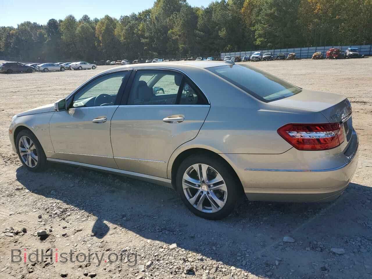 2011 MERCEDES-BENZ E-CLASS - VIN: WDDHF2EB2BA323752 - Фото 2