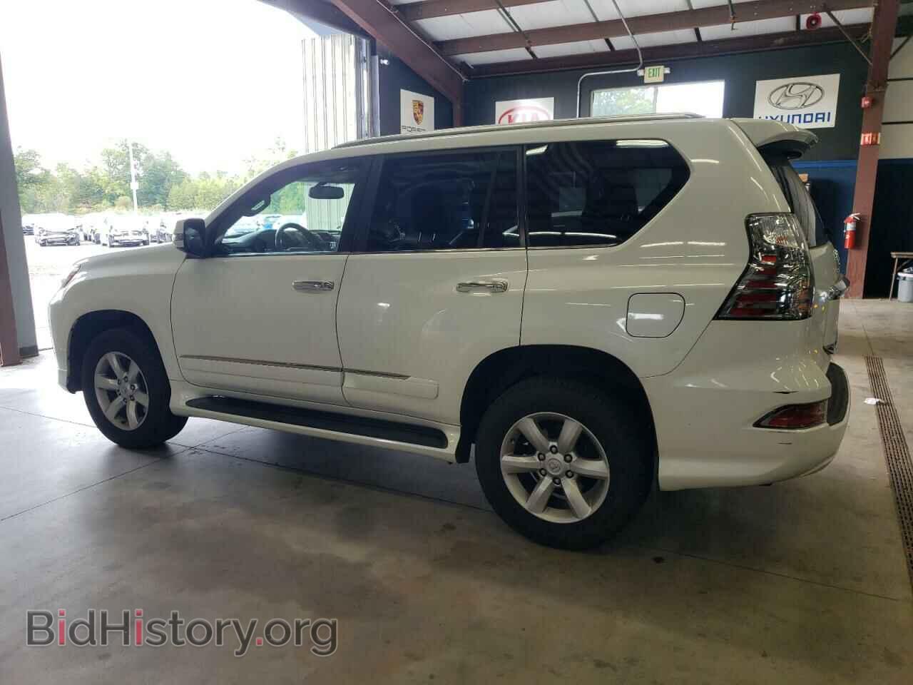 2014 LEXUS GX - VIN: JTJBM7FX2E5070147 - Фото 2
