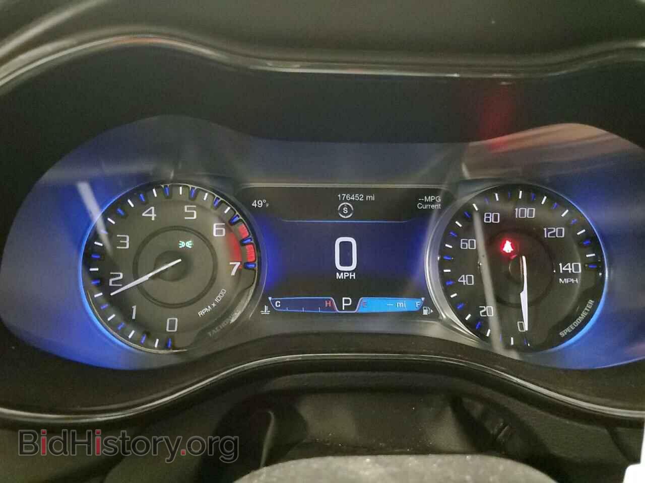 2016 CHRYSLER 200 - VIN: 1C3CCCBB5GN174460 - Фото 9