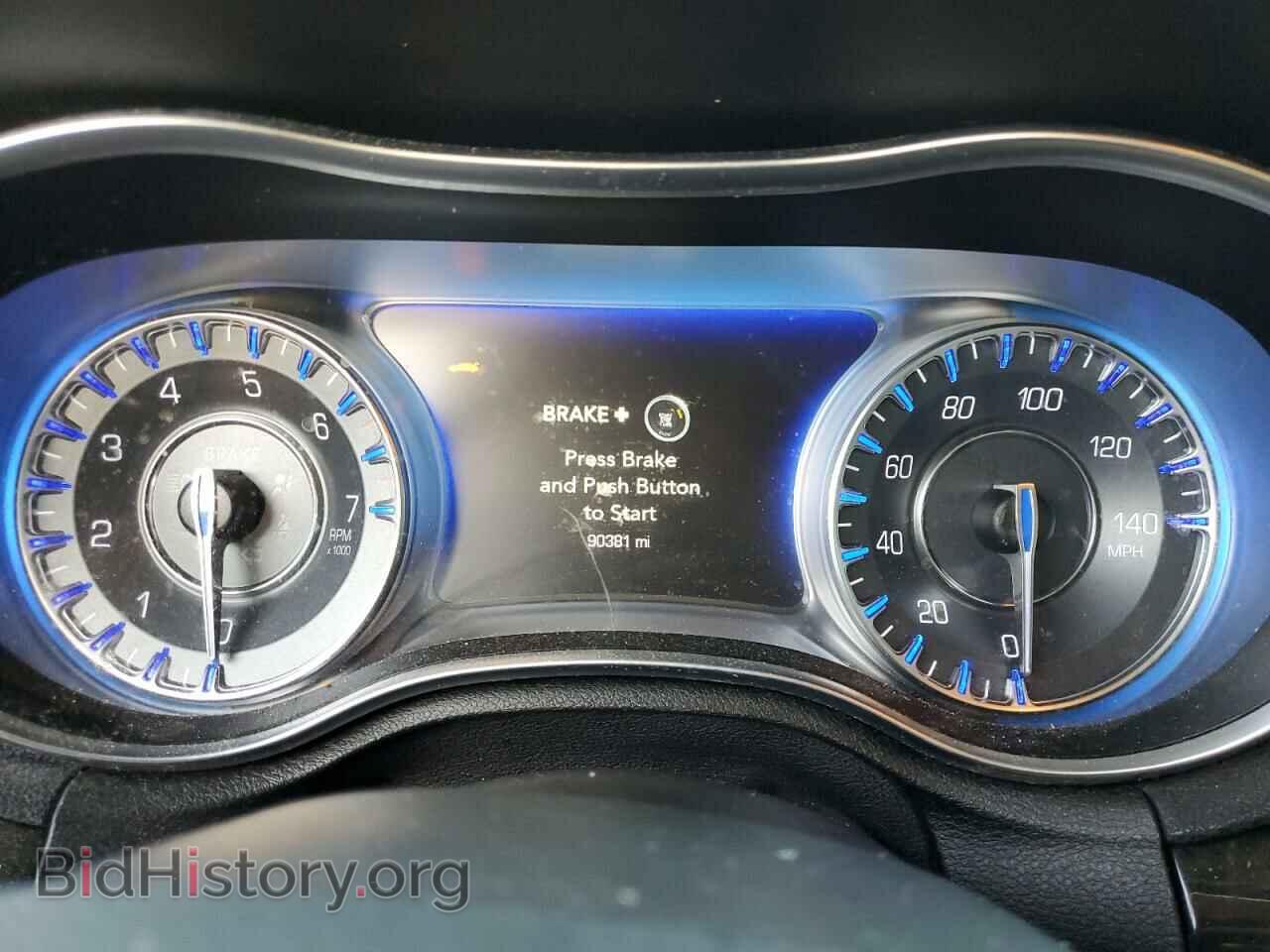 2016 CHRYSLER 300 - VIN: 2C3CCAEG4GH224110 - Фото 9