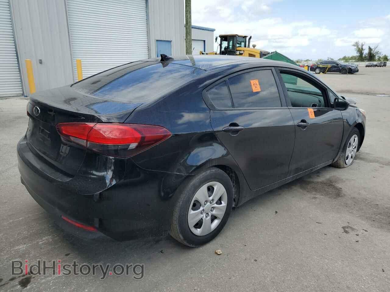 2017 KIA FORTE - VIN: 3KPFK4A78HE053748 - Фото 3