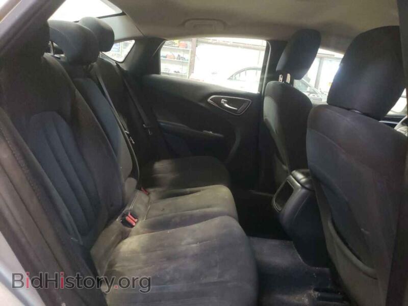 2015 Chrysler 200 (VIN 1C3CCCFB9FN752214) — фото 10 из 13