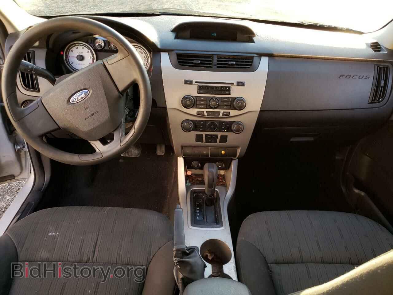 2008 FORD FOCUS - VIN: 1FAHP35N18W136642 - Фото 8