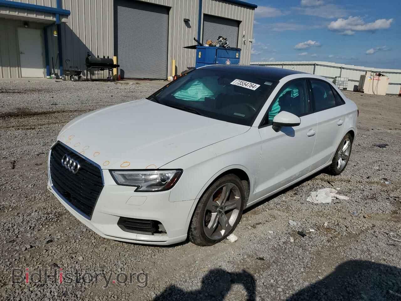 Фотография WAUAUHFF1J1019202 - AUDI A3 2018