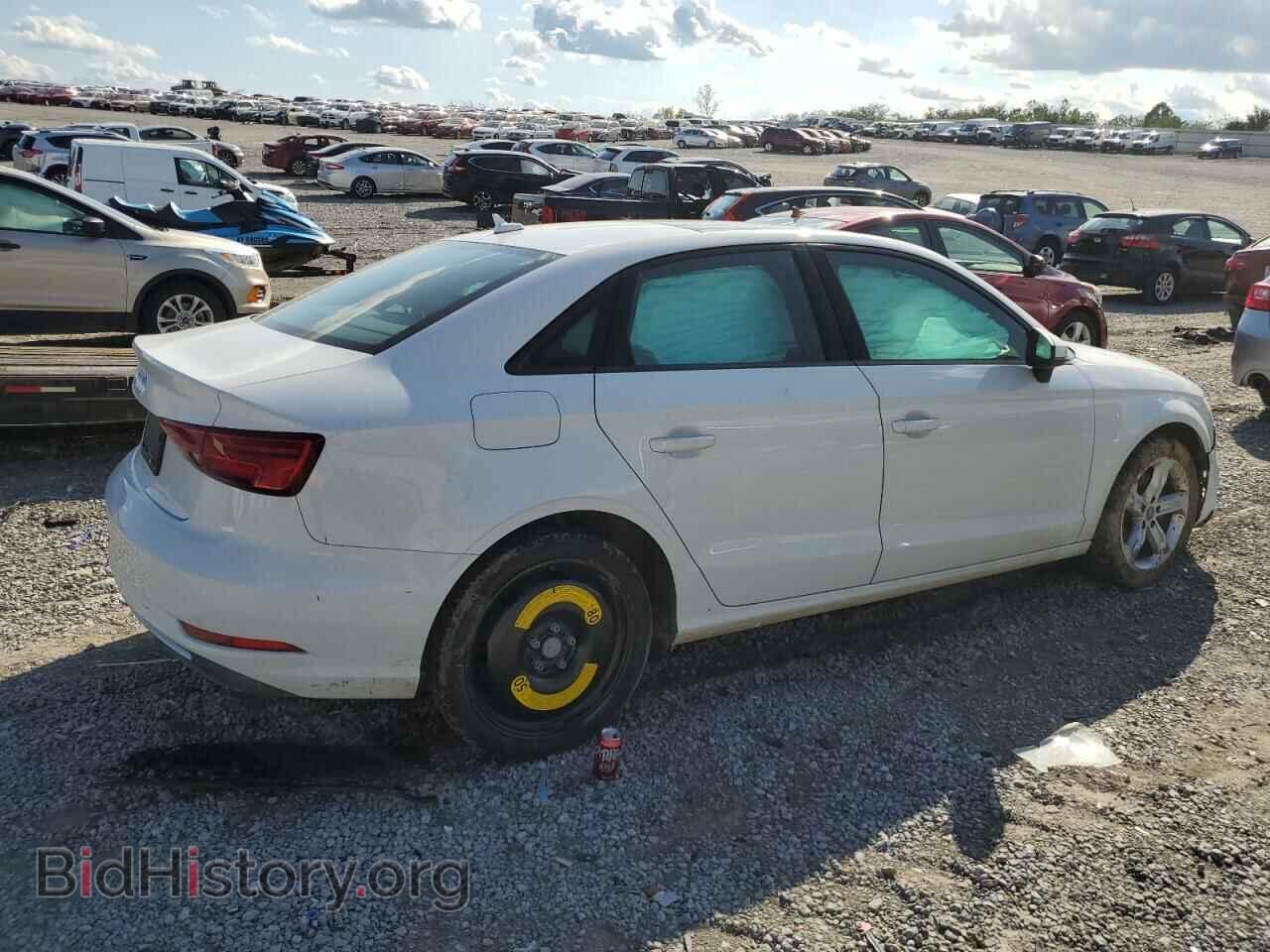 2018 AUDI A3 - VIN: WAUAUHFF1J1019202 - Фото 3