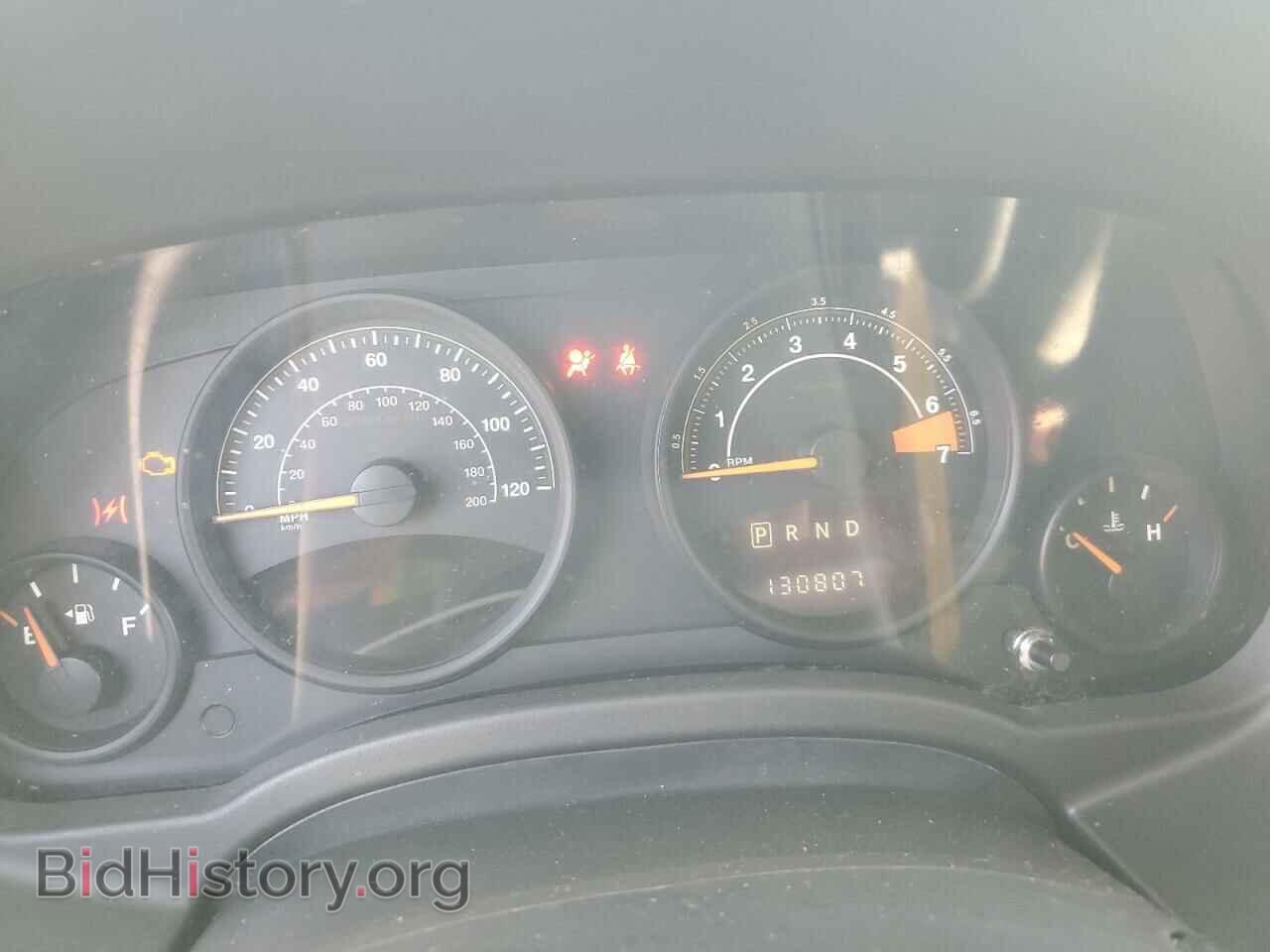 2016 JEEP COMPASS - VIN: 1C4NJCBA2GD742879 - Фото 9