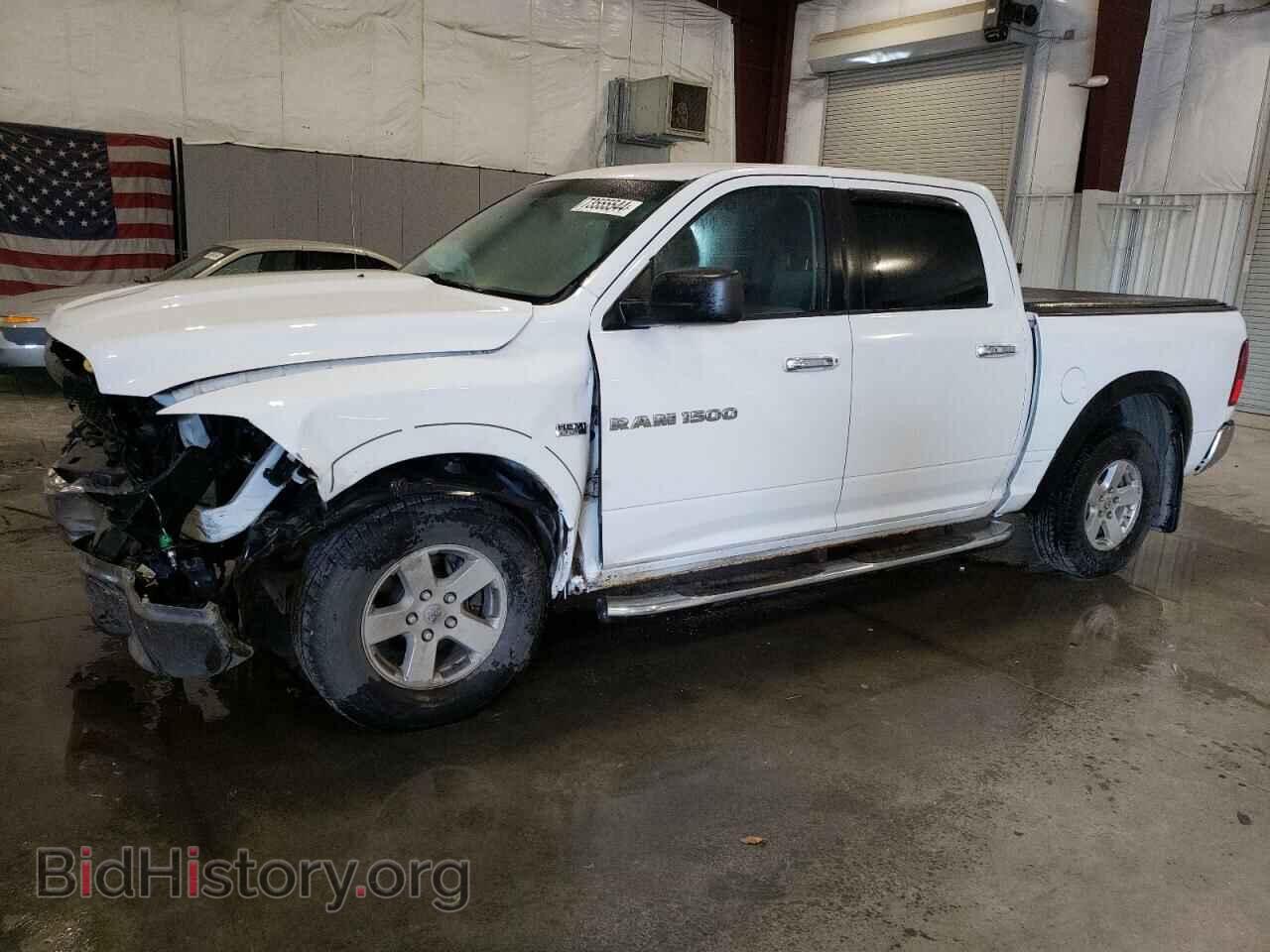 Photo 1D7RV1CT2BS558496 - DODGE All Models 2011