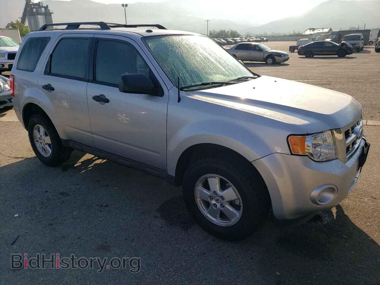 2011 FORD ESCAPE - VIN: 1FMCU0D73BKA33585 - Фото 4