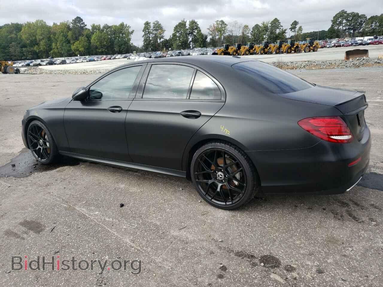 2018 MERCEDES-BENZ E-CLASS - VIN: WDDZF4JB3JA335459 - Фото 2
