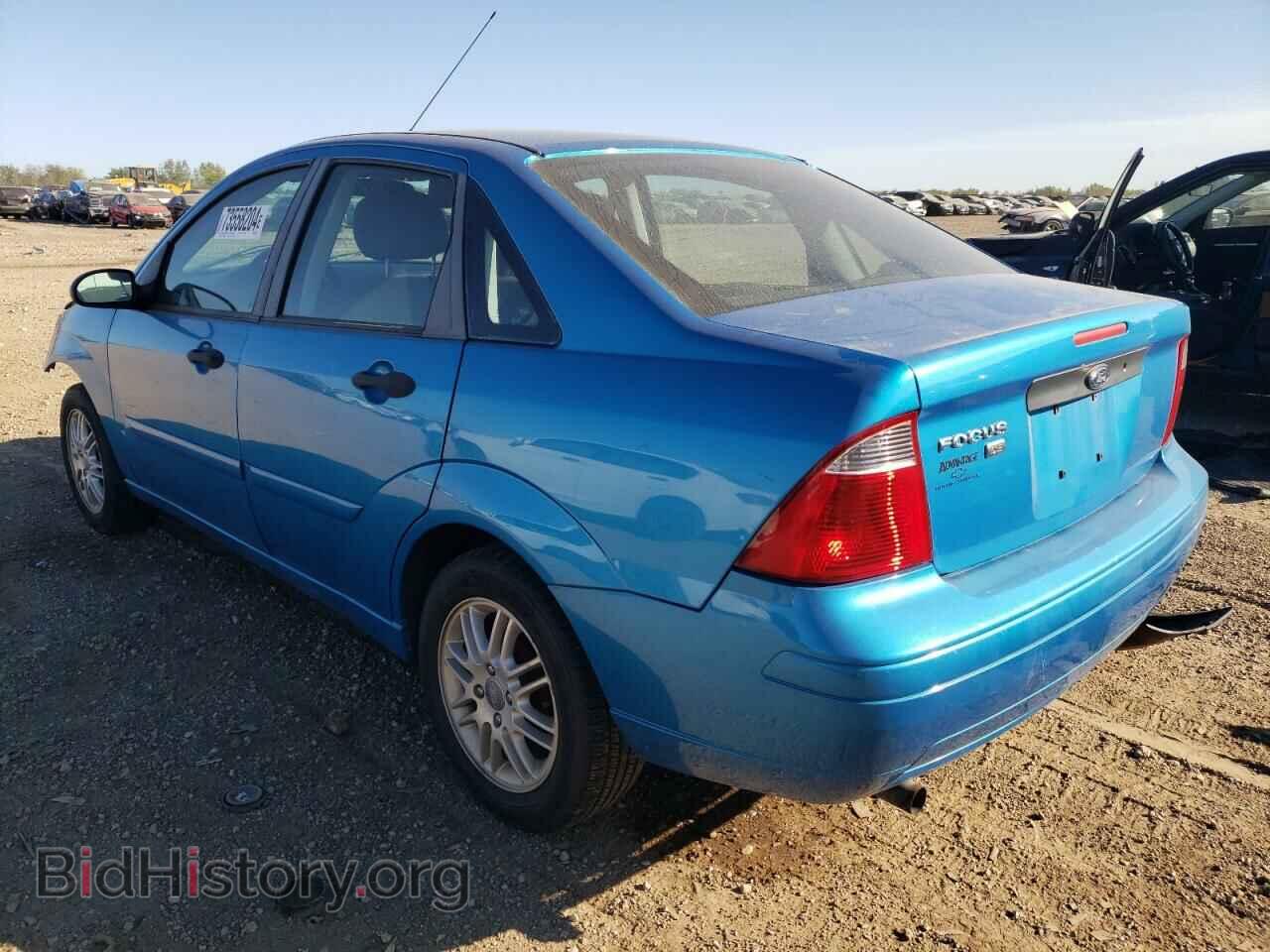 2007 FORD FOCUS - VIN: 1FAFP34NX7W311977 - Фото 2