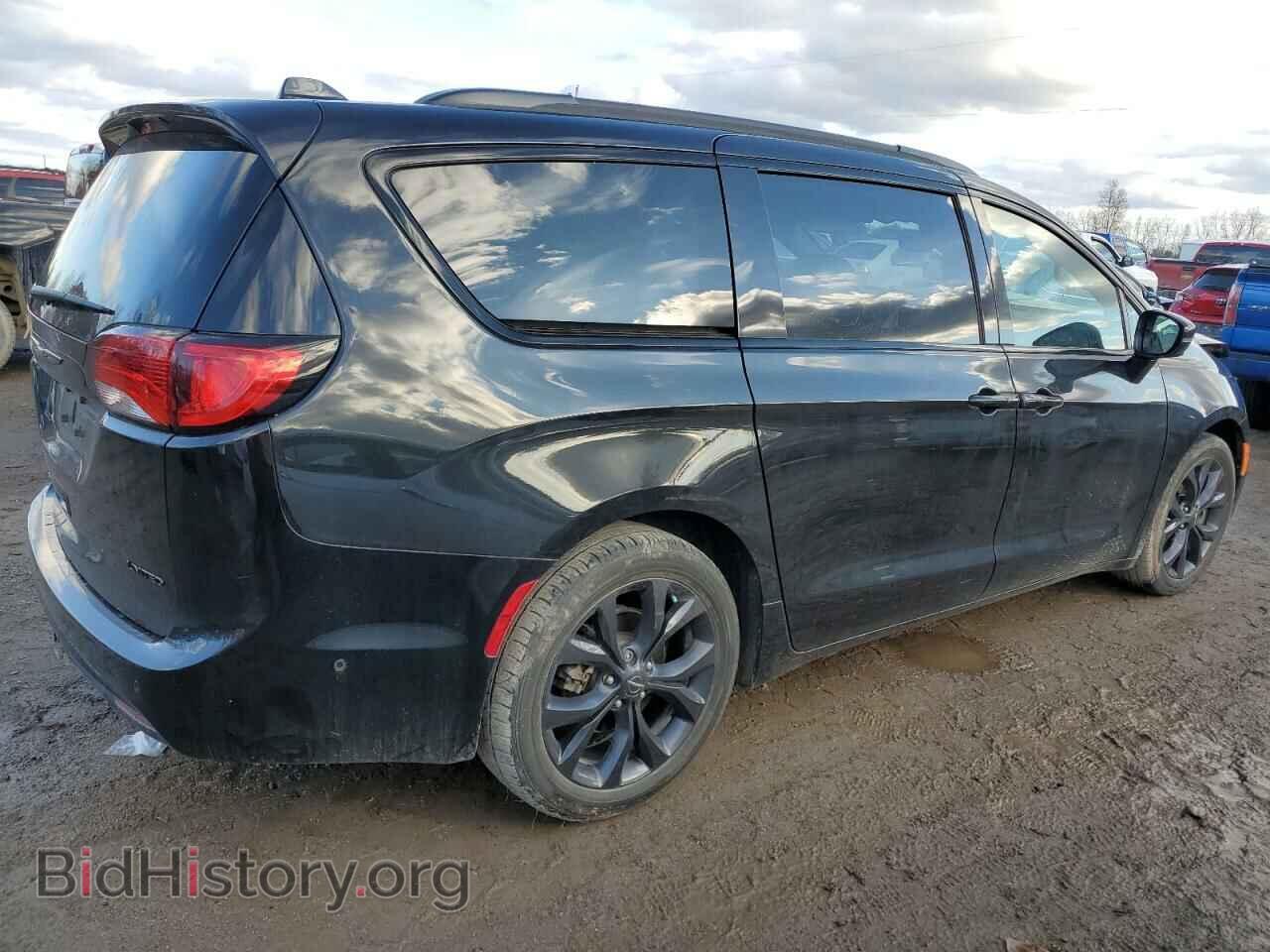 2019 CHRYSLER PACIFICA - VIN: 2C4RC1GG8KR574359 - Фото 3