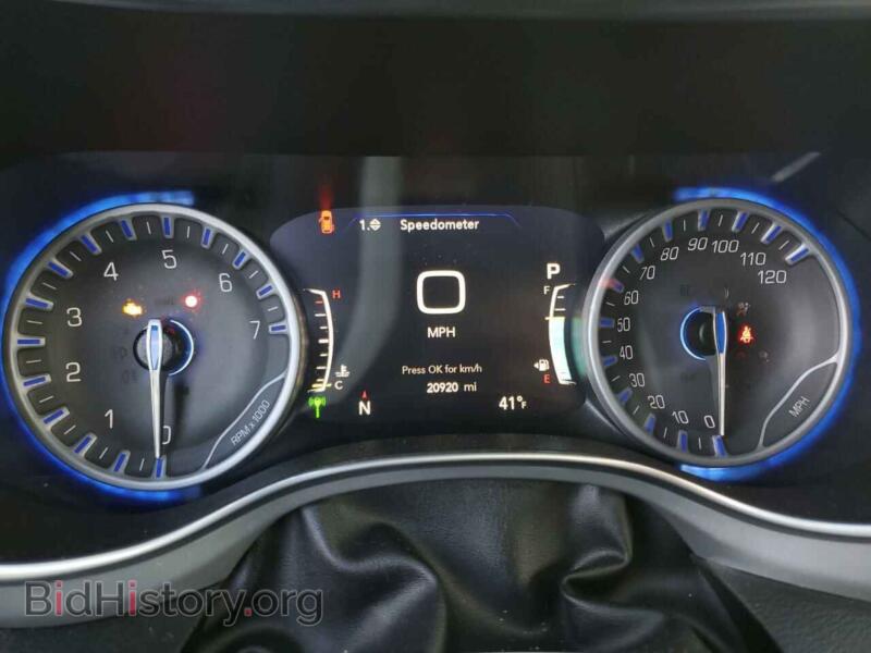 2019 Chrysler PACIFICA (VIN 2C4RC1GG8KR574359) — фото 9 из 13