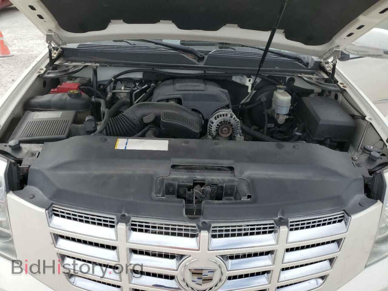 2011 CADILLAC ESCALADE - VIN: 1GYS3CEF3BR142799 - Фото 12