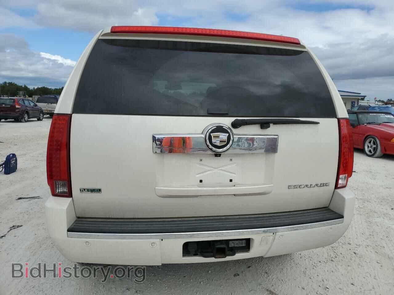 2011 CADILLAC ESCALADE - VIN: 1GYS3CEF3BR142799 - Фото 6