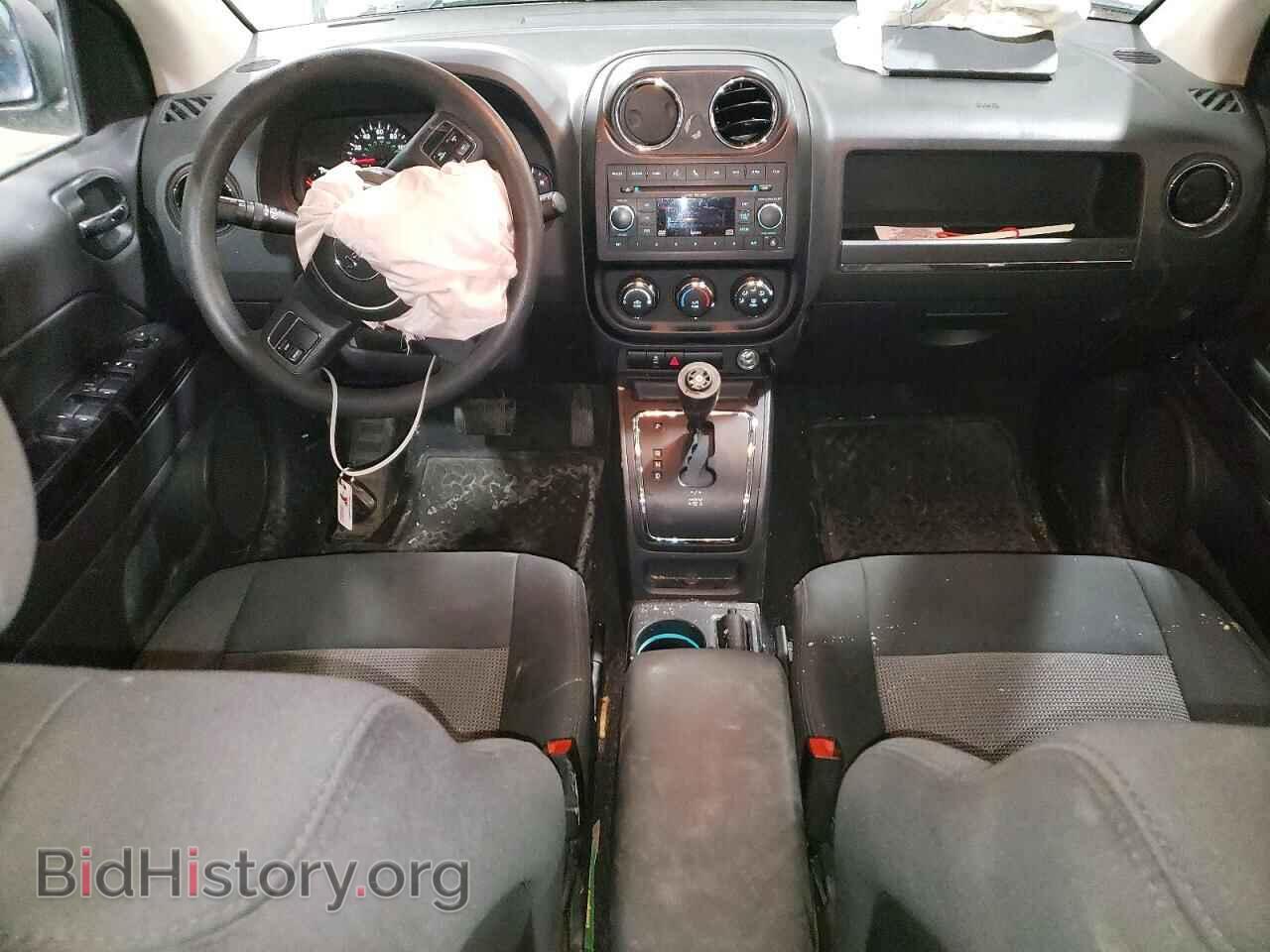 2011 JEEP COMPASS - VIN: 1J4NF1FBXBD169855 - Фото 8