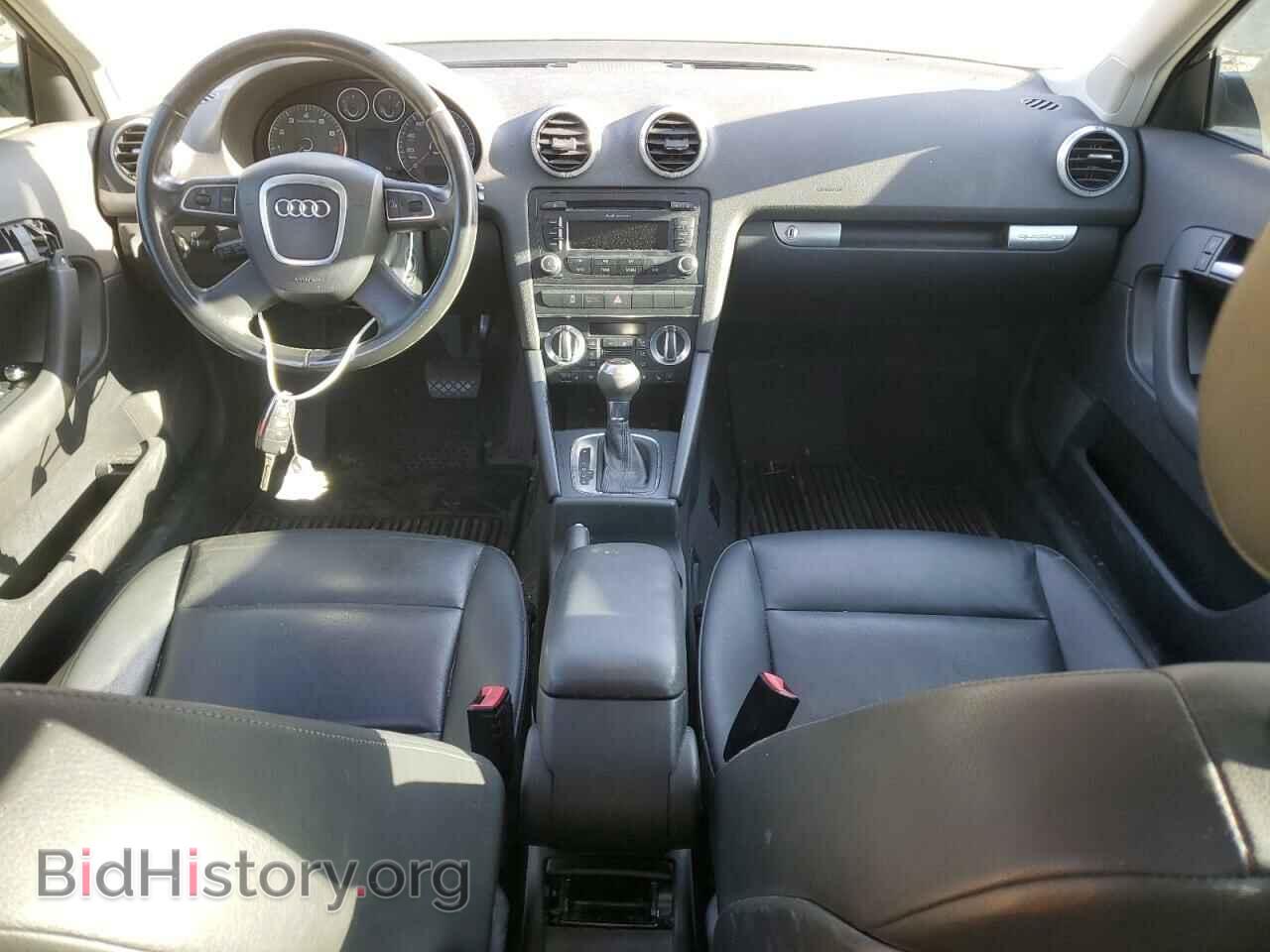 2011 AUDI A3 - VIN: WAUDFAFM2BA045614 - Фото 8