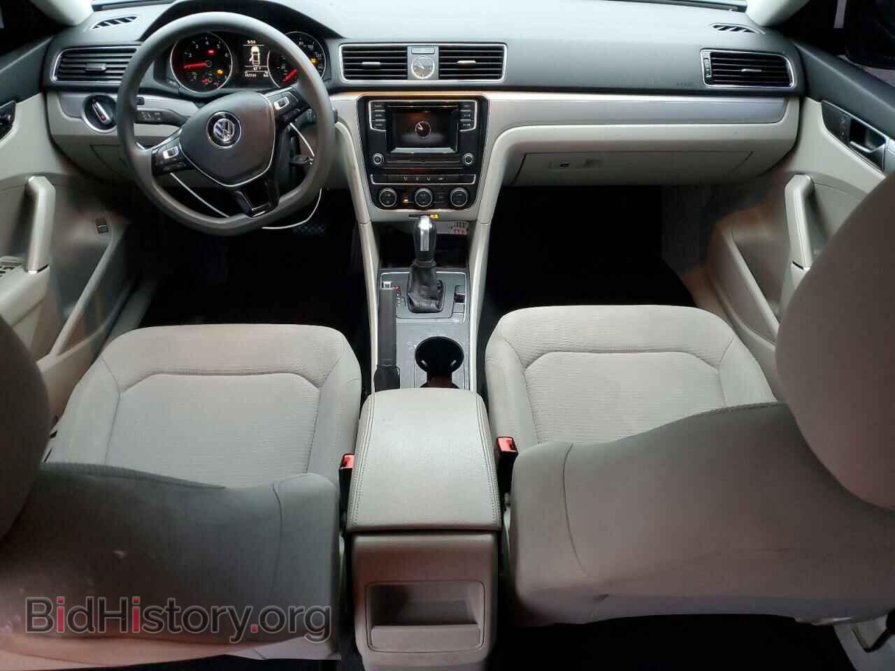 2017 VOLKSWAGEN PASSAT - VIN: 1VWAT7A32HC065632 - Фото 8