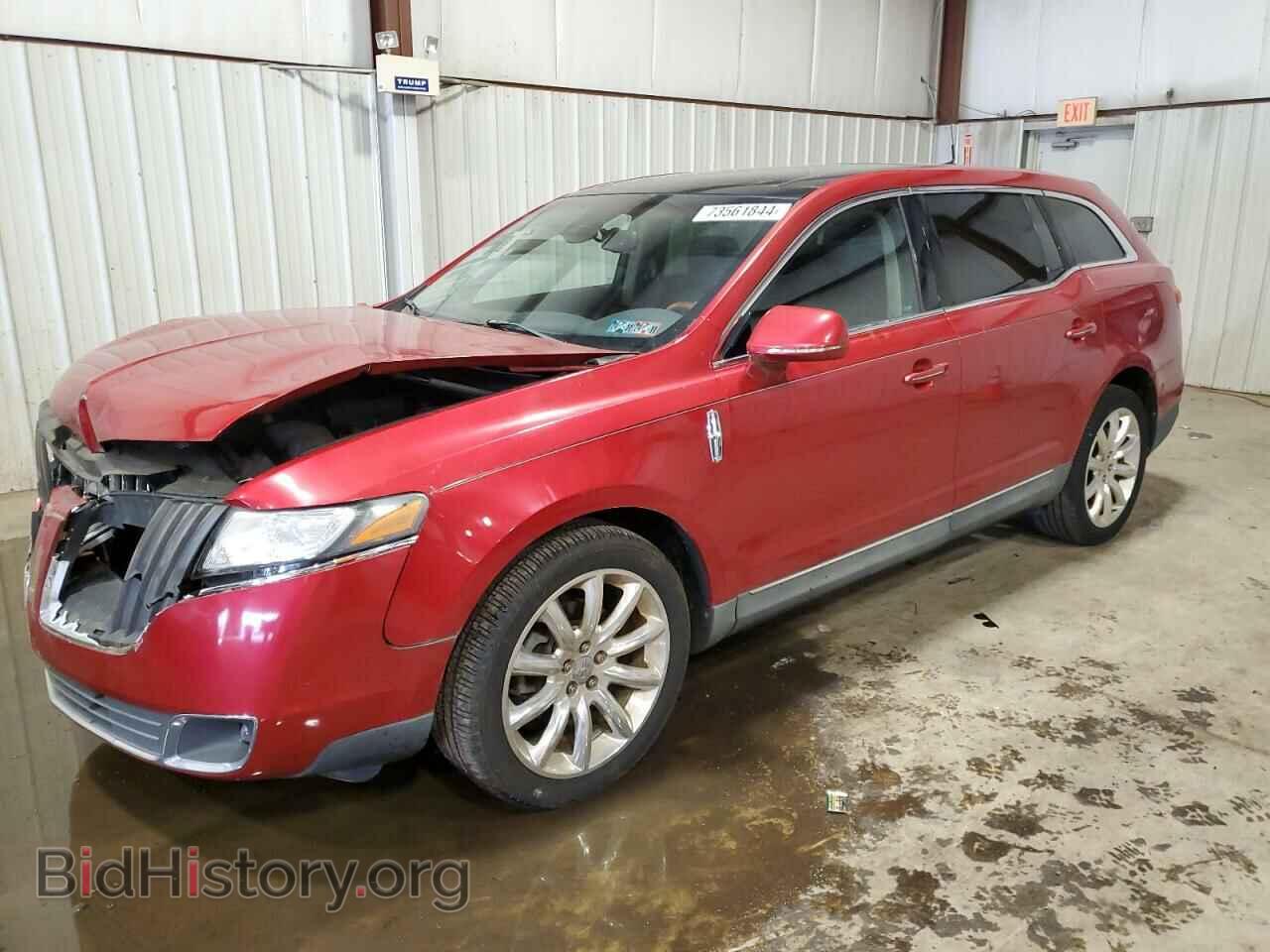 Photo 2LMHJ5AR1ABJ15040 - LINCOLN MKT 2010