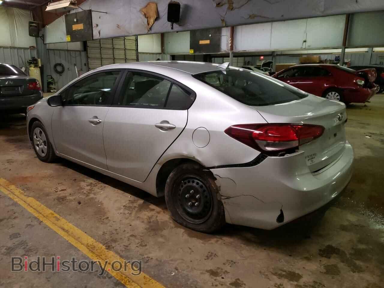 2017 KIA FORTE - VIN: 3KPFK4A76HE117981 - Фото 2