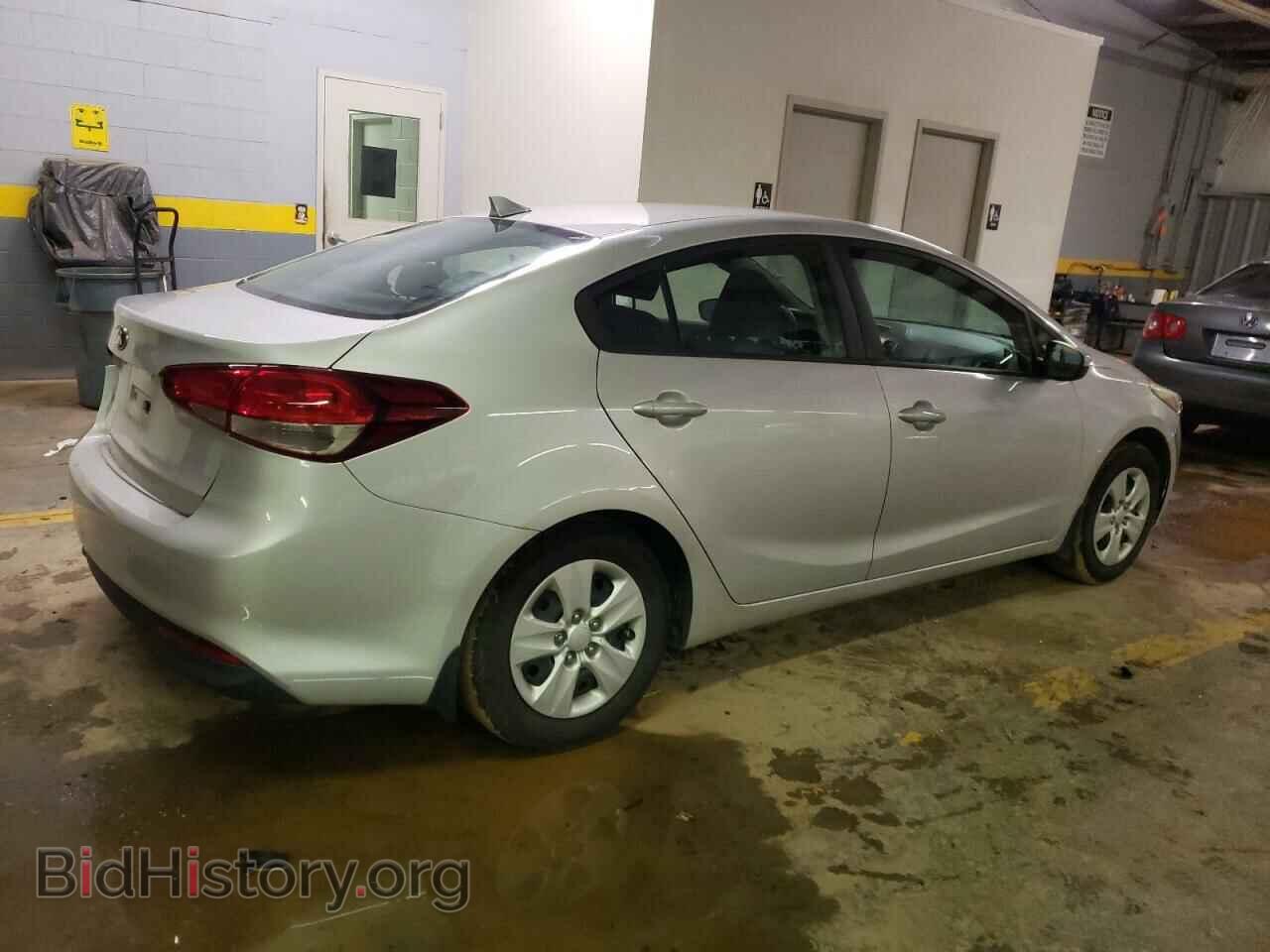 2017 KIA FORTE - VIN: 3KPFK4A76HE117981 - Фото 3
