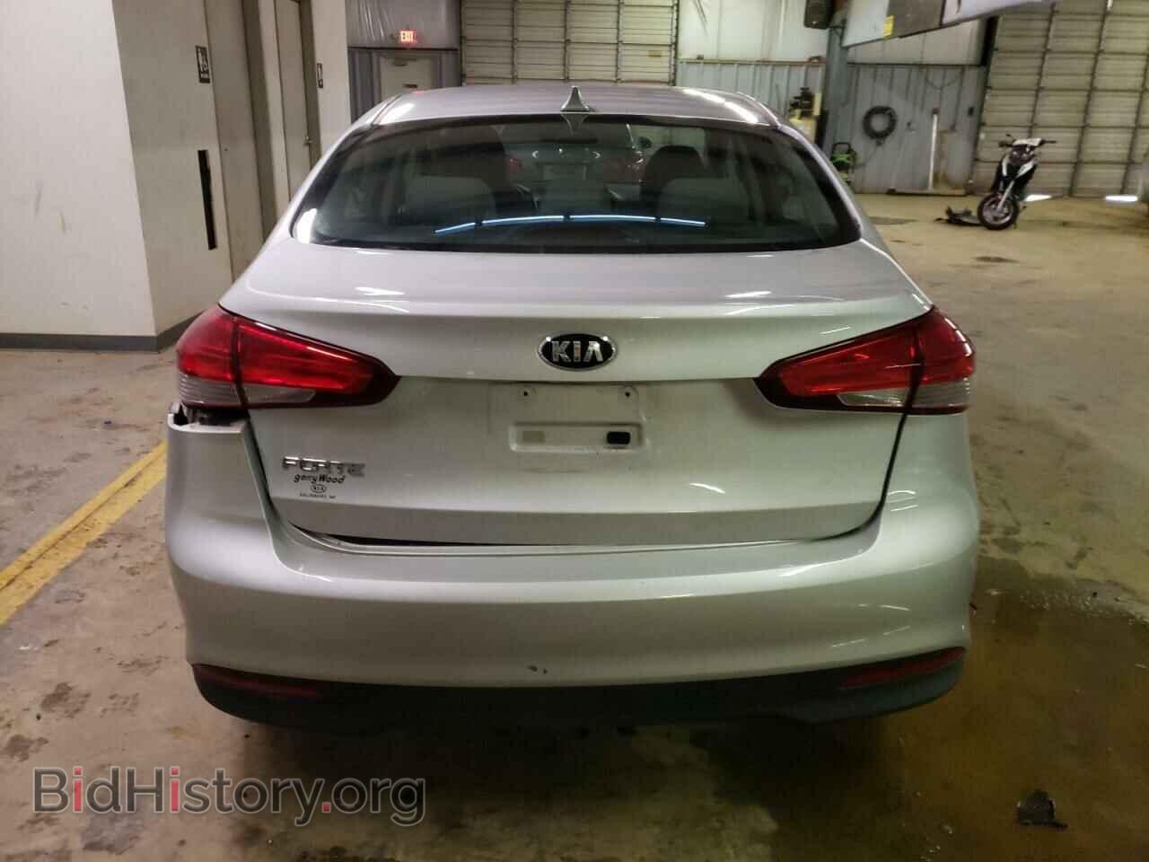 2017 KIA FORTE - VIN: 3KPFK4A76HE117981 - Фото 6