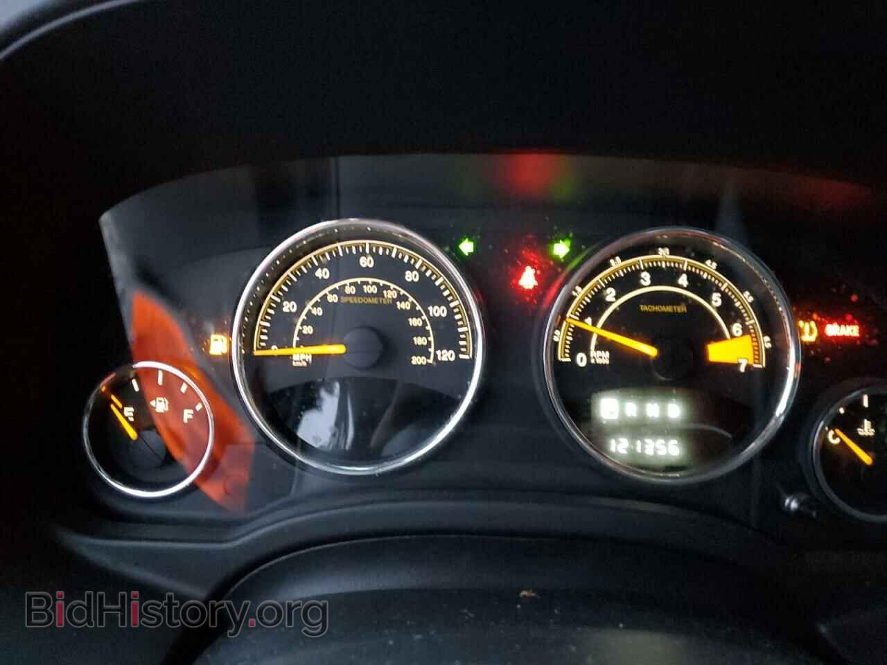 2016 JEEP COMPASS - VIN: 1C4NJDEB7GD795555 - Фото 9