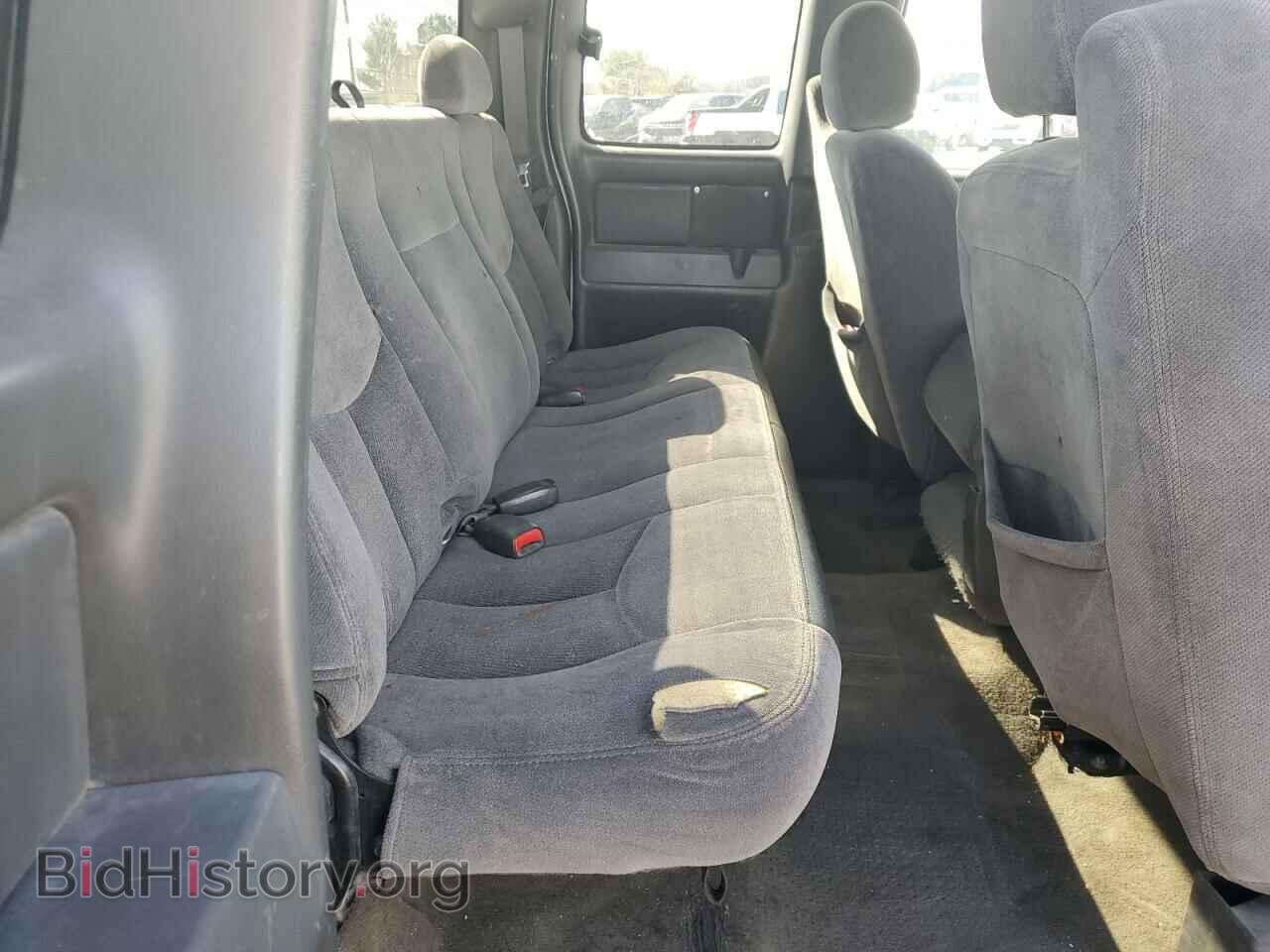 2005 GMC SIERRA - VIN: 2GTEC19V751312541 - Фото 10