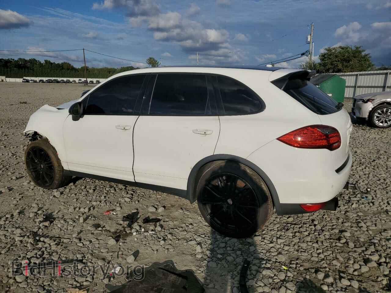 2012 PORSCHE CAYENNE - VIN: WP1AB2A25CLA47651 - Photo 2