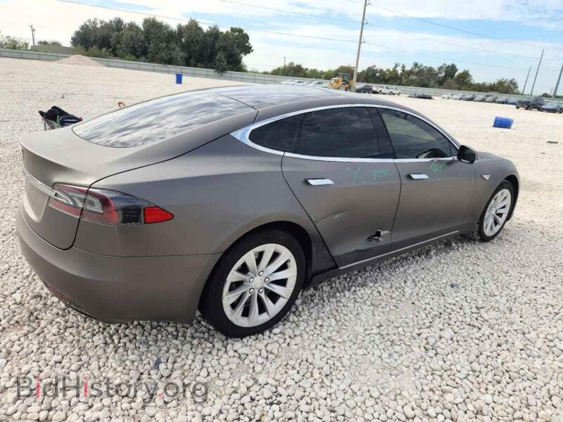 2016 Tesla MODEL S (VIN 5YJSA1E13GF157093) — photo 3 of 14