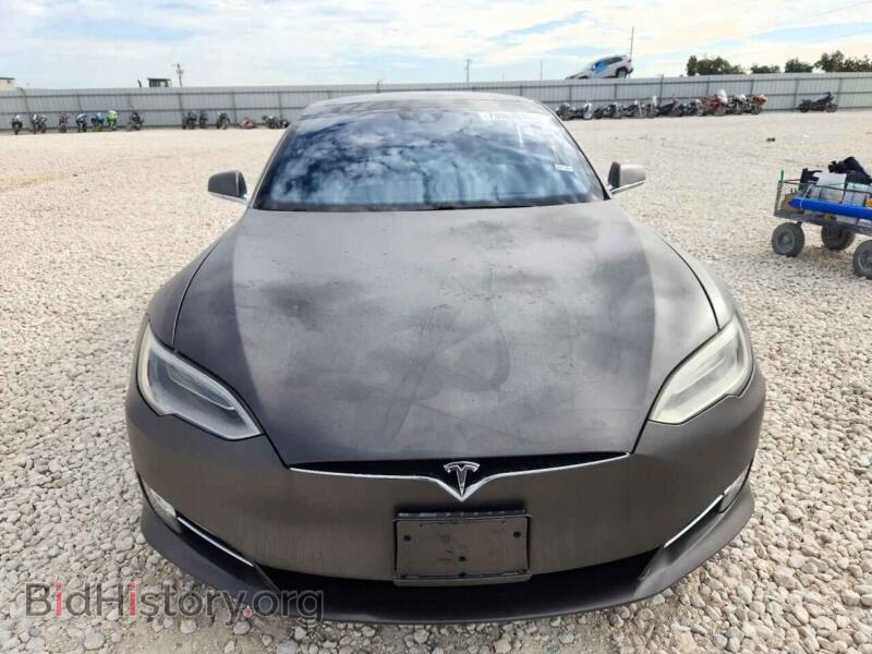 2016 Tesla MODEL S (VIN 5YJSA1E13GF157093) — photo 5 of 14