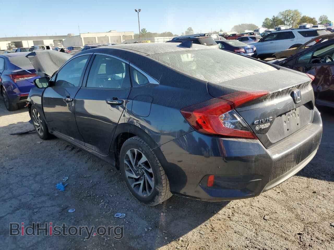 2017 HONDA CIVIC - VIN: 2HGFC2F78HH555496 - Фото 2
