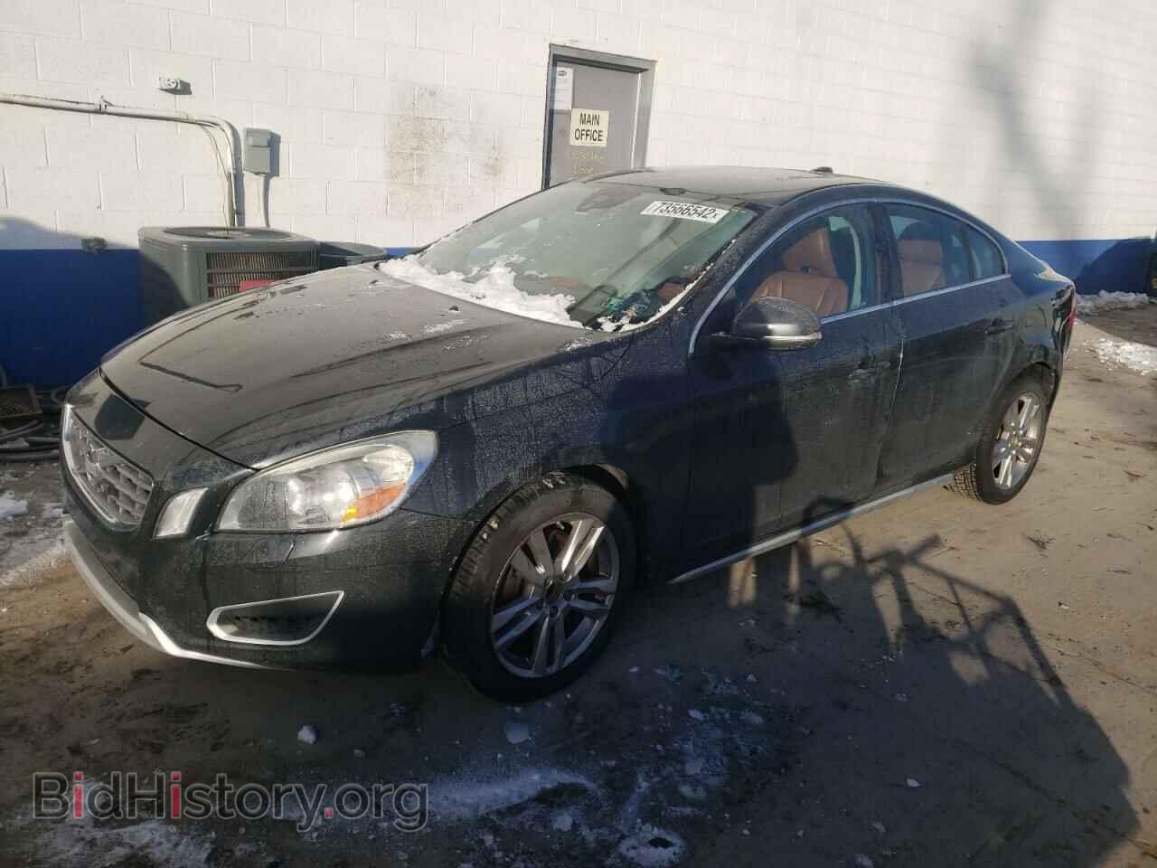 Photo YV1622FS9C2021845 - VOLVO S60 2012