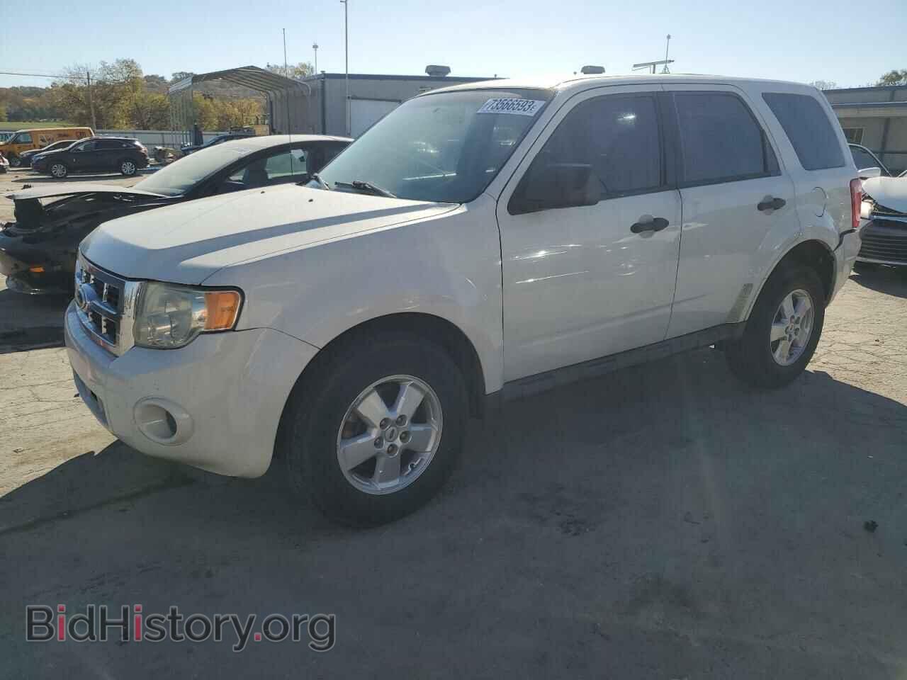 Фотография 1FMCU0C70AKD16736 - FORD ESCAPE 2010