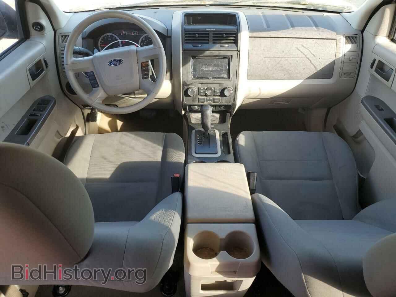 2010 FORD ESCAPE - VIN: 1FMCU0C70AKD16736 - Фото 8