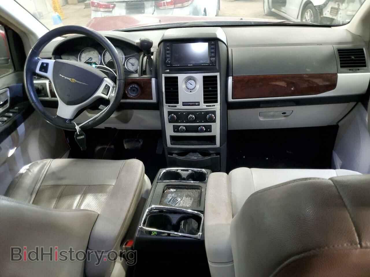2010 CHRYSLER MINIVAN - VIN: 2A4RR8D15AR436259 - Фото 8